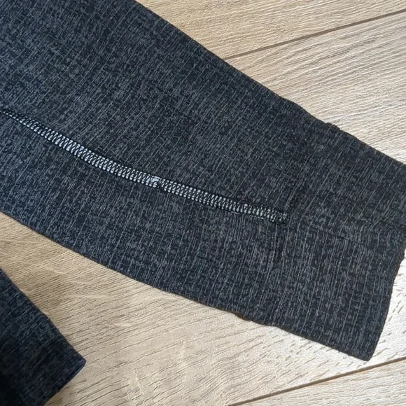 Lululemon Train Dark Grey Hoodie Mens Size Medium - Picture 10 of 11